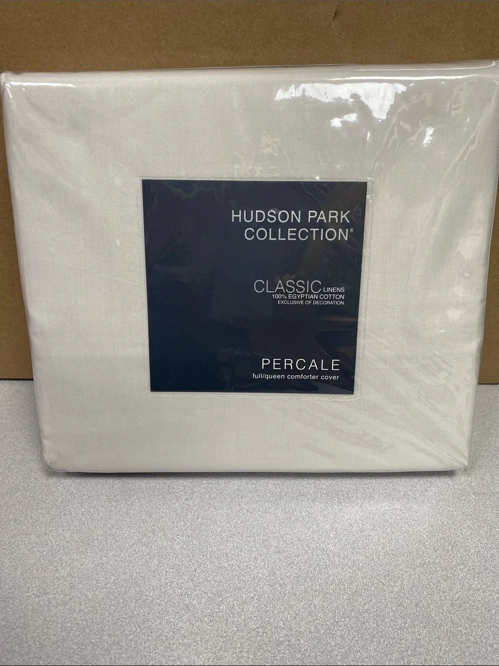 Hudson Park Collection Silver Percale Duvet Cover - Classic Percale Finish